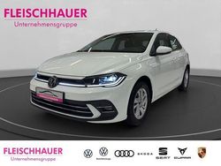 Weiss Gebraucht 2023 VW Polo Style Kleinwagen | 17.490 € (Fairer Preis)
