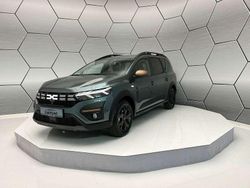 Zeder grün Neu 2025 Dacia Jogger Extreme Kombi | 20.490 € (Guter Preis)