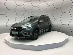 Zeder grün Neu 2025 Dacia Jogger Extreme Kombi | 20.690 € (Guter Preis)