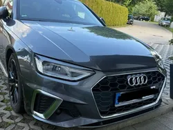 Grau Gebraucht 2021 Audi A4 Ambiente Kombi | 30.750 € (Fairer Preis)