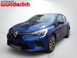Blau Gebraucht 2023 Renault Clio V Equilibre Limousine | 18.490 € (Guter Preis)