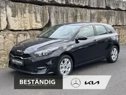 Zilinaschwarz Neu 2025 Kia Ceed Comfort Limousine | 25.990 € (Fairer Preis)