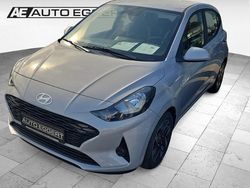 Grau Neu 2025 Hyundai i10 Trend Kleinwagen | 20.360 € (Teuer)