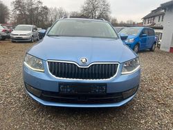 Modra denim/denim blau Gebraucht 2015 Skoda Octavia Elegance Kombi | 6.900 € (Guter Preis)