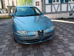 Silber Gebraucht 2004 Alfa Romeo 147 Kleinwagen | 1.400 € (Fairer Preis)