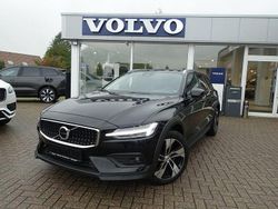 Schwarz Gebraucht 2022 Volvo V60 CC Plus Kombi | 29.900 € (Fairer Preis)