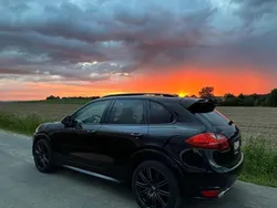 Schwarz Gebraucht 2012 Porsche Cayenne SUV | 28.500 €