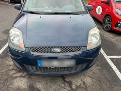 Blau Gebraucht 2008 Ford Fiesta Limousine | 2.700 € (Fairer Preis)