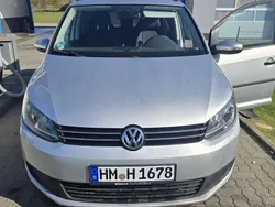Silber Gebraucht 2012 VW Touran Trendline Van / Kleinbus | 10.500 €