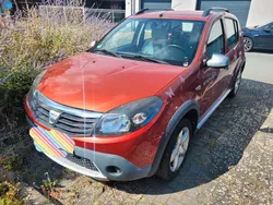 Rot Gebraucht 2010 Dacia Sandero Stepway Kleinwagen | 2.500 € (Guter Preis)