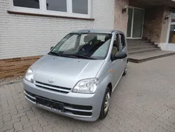 Silber Gebraucht 2005 Daihatsu Cuore Kleinwagen | 1.500 € (Etwas zu teuer)