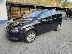 Schwarz Gebraucht 2015 VW Touran Van / Kleinbus | 7.590 € (Superpreis)