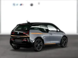 Metallic Gebraucht 2022 BMW i3 Comfort Edition Kleinwagen | 29.270 €