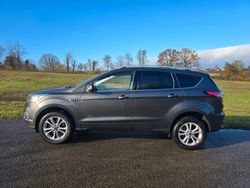 Grau Gebraucht 2016 Ford Kuga Titanium SUV | 14.690 € (Fairer Preis)