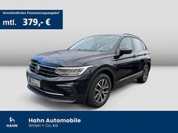 Deep black perleffekt Gebraucht 2023 VW Tiguan Life SUV | 27.890 € (Fairer Preis)