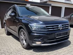 Schwarz Gebraucht 2018 VW Tiguan Allspace Highline SUV | 24.250 € (Fairer Preis)