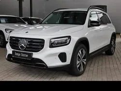 Unilack polarweiß Gebraucht 2024 Mercedes GLB220 Progressive SUV | 42.900 € (Guter Preis)