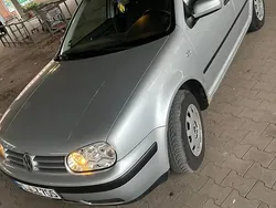 Grau Gebraucht 2001 VW Golf IV Kleinwagen | 1.550 € (Fairer Preis)