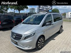 Silber Gebraucht 2022 Mercedes Vito Van / Kleinbus | 39.950 €