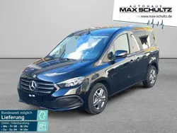 Schwarz Gebraucht 2024 Mercedes T180 Van / Kleinbus | 33.950 € (Teuer)