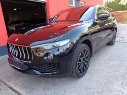 Schwarz Gebraucht 2018 Maserati Levante SUV | 34.950 € (Teuer)
