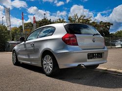 Silber Gebraucht 2009 BMW 118 Coupé Coupé | 3.600 €
