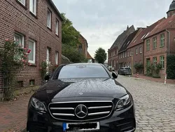 Schwarz Gebraucht 2020 Mercedes E350 AMG line Limousine | 35.000 €