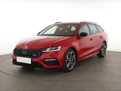 Velvet rot perleffekt (metallic) Gebraucht 2024 Skoda Octavia RS Kombi | 34.740 € (Guter Preis)