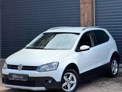 Weiß Gebraucht 2017 VW Polo Cross Kleinwagen | 15.599 €