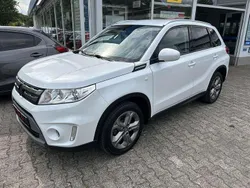 Weiß Gebraucht 2017 Suzuki Vitara SUV | 15.997 € (Fairer Preis)