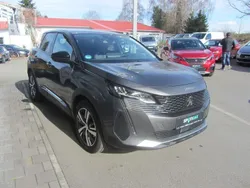 Platinumgrau Gebraucht 2023 Peugeot 3008 Allure SUV | 30.950 € (Fairer Preis)