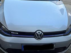 Silber Gebraucht 2020 VW Golf Limousine | 16.000 €