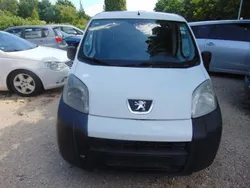 Weiß Gebraucht 2012 Peugeot Bipper Basis Van / Kleinbus | 1.800 € (Fairer Preis)
