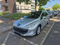 Silber Gebraucht 2009 Peugeot 308 Platinum Kombi | 5.999 €
