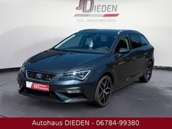 Grau Gebraucht 2019 Seat Leon ST FR Kombi | 18.490 € (Fairer Preis)
