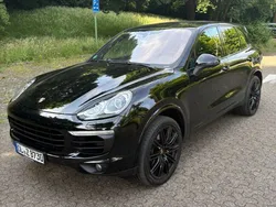 Schwarz Gebraucht 2016 Porsche Cayenne Platinum Edition SUV | 30.900 € (Fairer Preis)