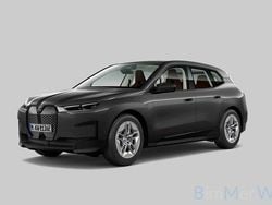 Grau Gebraucht 2022 BMW iX SUV | 37.950 € (Fairer Preis)