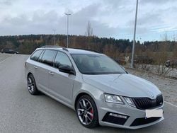 Grau Gebraucht 2020 Skoda Octavia RS Kombi | 25.399 € (Guter Preis)