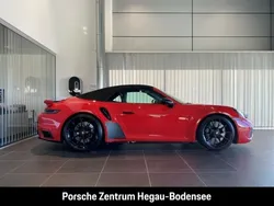 Rot Gebraucht 2021 Porsche 992 Cabrio | 272.911 €