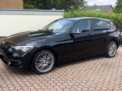 Schwarz Gebraucht 2015 BMW 116 Kleinwagen | 9.990 €