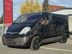Schwarz Gebraucht 2013 Opel Vivaro Van | 12.990 € (Teuer)