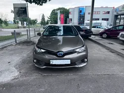 Grau Gebraucht 2019 Toyota Auris Hybrid Team Limousine | 13.490 € (Superpreis)