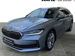 Silber Gebraucht 2024 Skoda Superb Selection Kombi | 44.980 € (Superpreis)