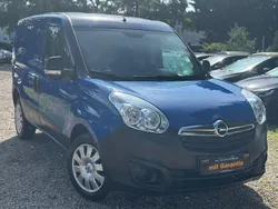 Blau Gebraucht 2017 Opel Combo Van / Kleinbus | 7.990 € (Guter Preis)
