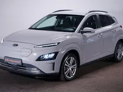 Grau Gebraucht 2021 Hyundai Kona Trend SUV | 16.996 € (Guter Preis)