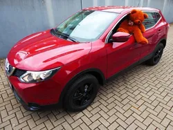 Rot Gebraucht 2016 Nissan Qashqai Visia SUV | 12.613 € (Fairer Preis)