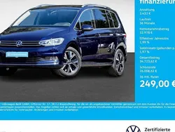 Blau Gebraucht 2024 VW Touran Highline Van / Kleinbus | 36.410 € (Fairer Preis)