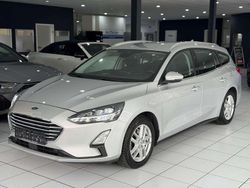 Silber Gebraucht 2021 Ford Focus Kombi | 13.490 € (Guter Preis)