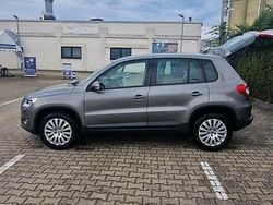 Braun Gebraucht 2009 VW Tiguan SUV | 8.500 € (Fairer Preis)