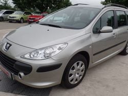 Beige metallic Gebraucht 2006 Peugeot 307 Filou Kombi | 4.890 €